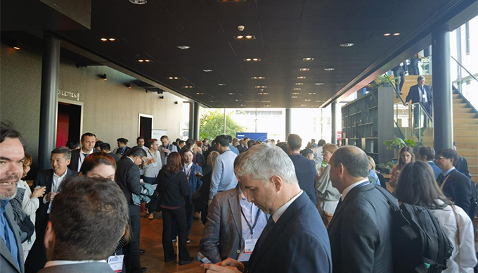 Làm thế nào để giảm đáng kể chảy máu trong phẫu thuật và tái phát khối u sau phẫu thuật cùng một lúc?